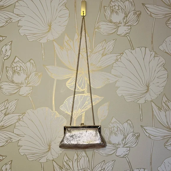 Olga Berg “Zara” Gold Metal Mesh Clutch Bag - EXCELLENT condition! - Picture 8 of 11